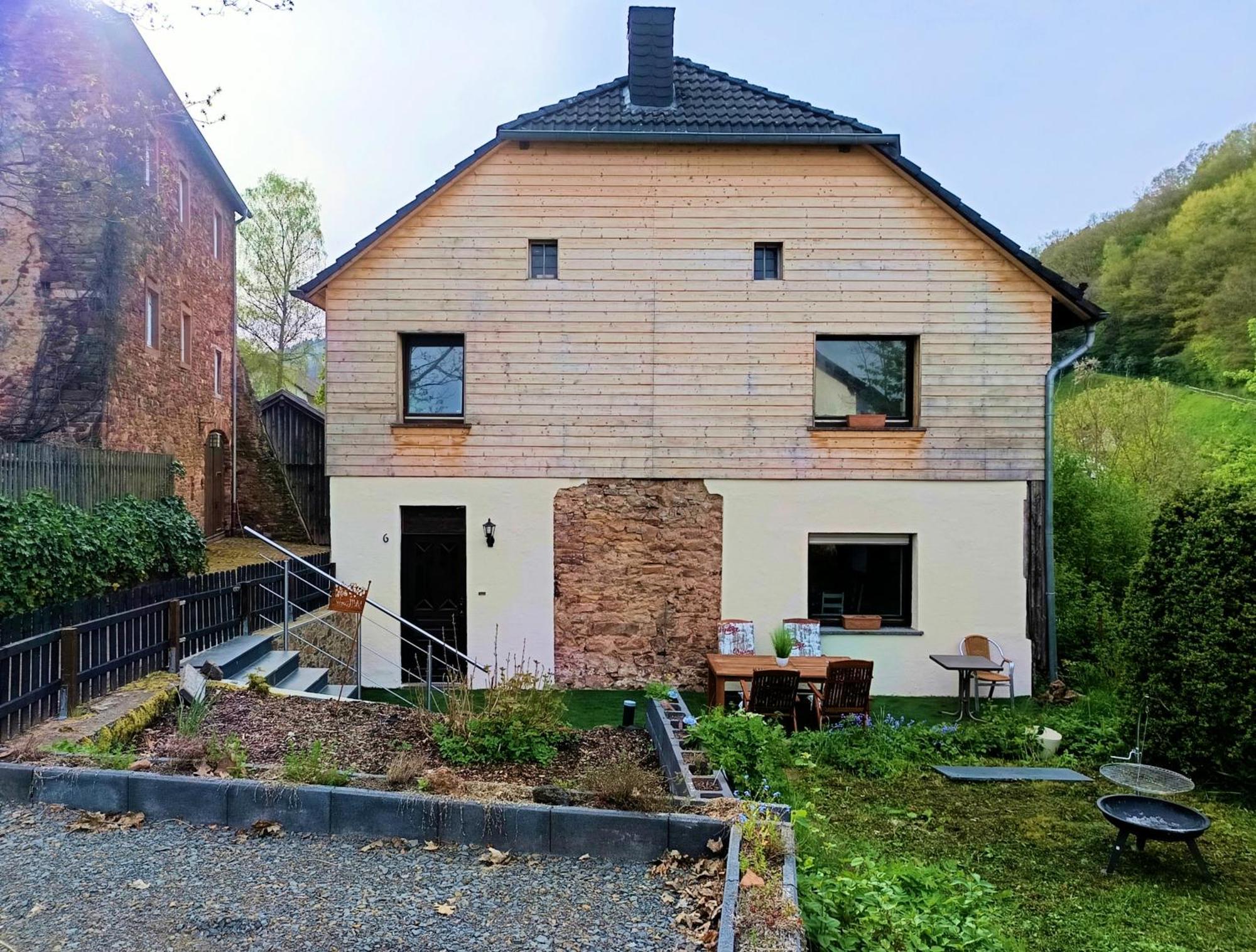 Haus Am Burgring Apartment Murlenbach Luaran gambar